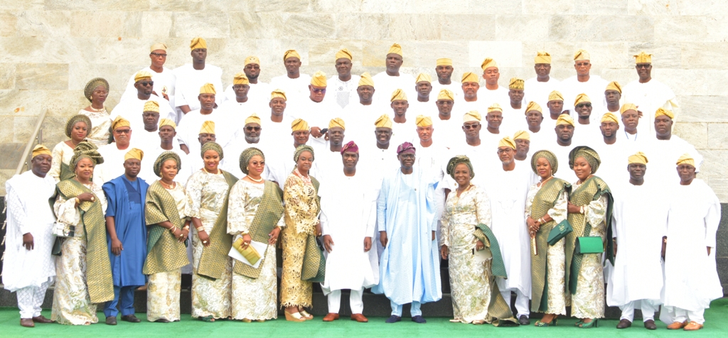SANWO-OLU SWEARS IN 57 COUNCIL CHAIRMEN, SAYS ‘IT’S TIME FOR WORK, NOT FOR POLITICAL VENDETTA’